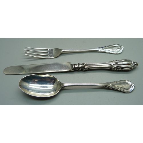 868 - A Victorian three piece silver Christening set, London 1875, knife with silver blade, total weight 1... 