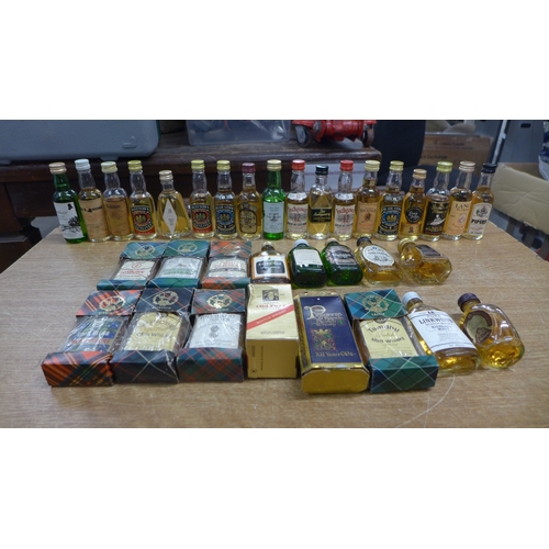 2150 - 34 assorted Whiskey miniatures- all Scotch