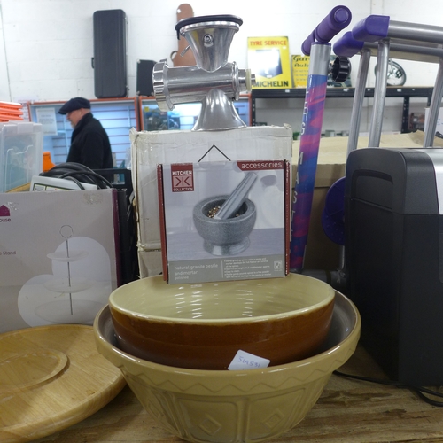 2363 - Two large mixing bowls, a mincer, a pestle and mortar and a cake stand etc.