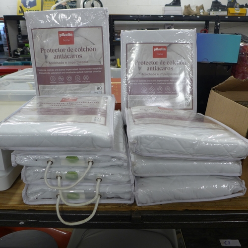 2371 - Nine Nikolin Home single mattress protectors