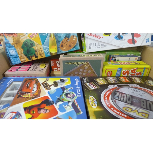 2404 - A box of assorted games