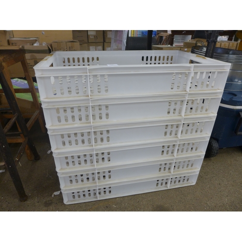 2314 - Six white plastic food trays