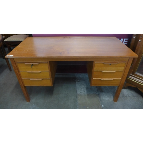 39 - A Danish Bent Silkbergs Mobler teak desk