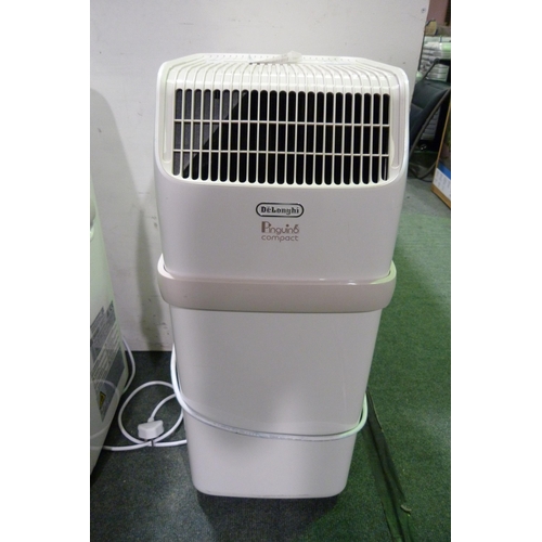 3096 - Delonghi White Aircon Unit 8.3K  - No Remote (306-122) * This lot is subject to VAT