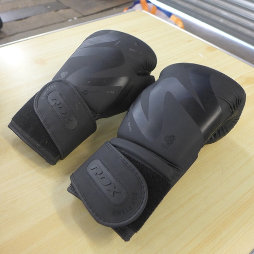 2299 - Sparring gear including gloves, pads, belt, etc.