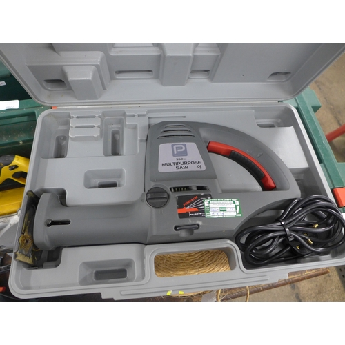 2045A - A 240 volt multipurpose saw - FMTC550RS in a grey box