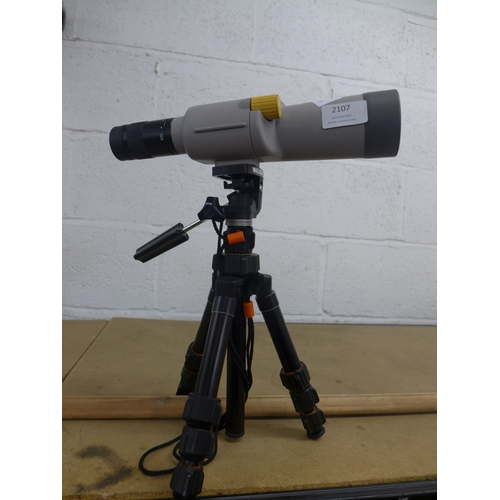 2107 - Kowa T5-502 bird watching spotting scope