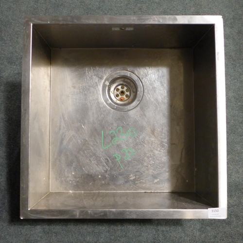 3191 - 4x Mixed Sized/Shaped Sinks (413-112,221)(413-230)  * This lot is subject to VAT