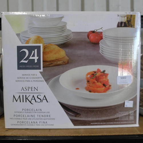 3002 - Mikasa Aspen Porcelain Dinnerware (306-71) * This lot is subject to VAT