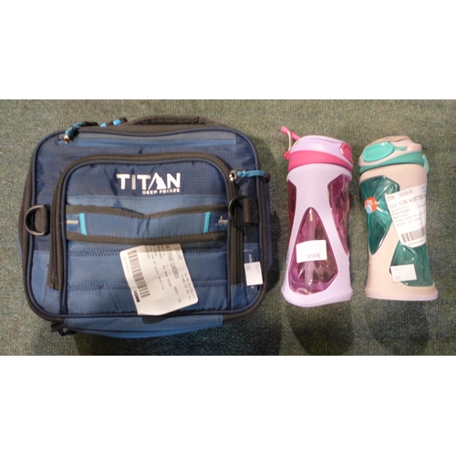 3060 - Titan Expandable Lunchbox and Zulu Kids Water Bottles (160oz) (306-192,200) * This lot is subject to... 