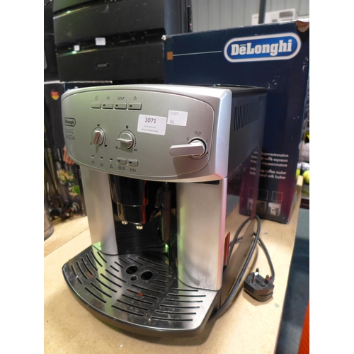 Delonghi Bean To Cup Coffee Machine Caffe Venezia model ESAM2200 original RRP 262.41 VAT