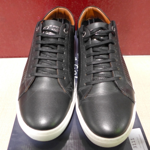 3111 - Penguin Paxton Leather Men's Trainers (size: 8) (306-180) * This lot is subject to VAT