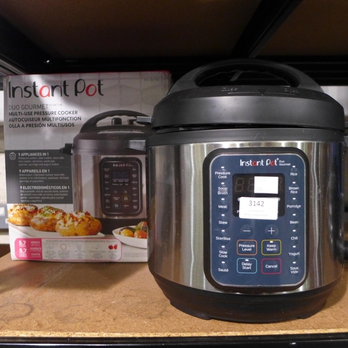 3142 - Instant Pot Gourmet   (306-41) * This lot is subject to VAT