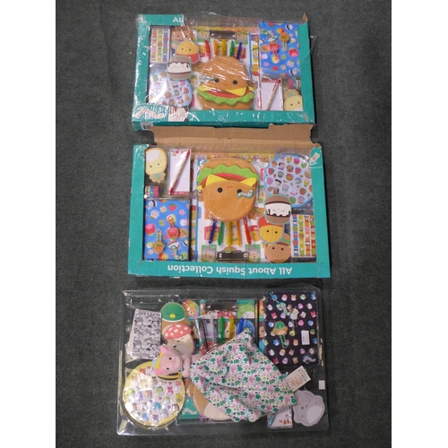 3155 - Three Squish Activity Sets (306-259,260,261) * This lot is subject to VAT