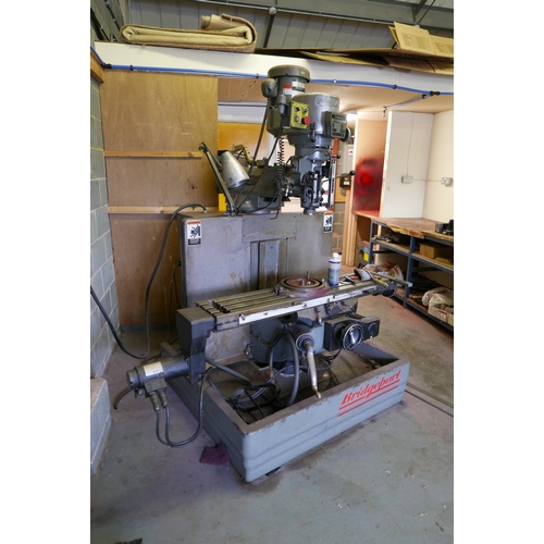 1 - A Bridgeport EZ Trak DX 3-axis CNC milling machine. 416V 3-phase 50Hz. Item has been in use until re... 