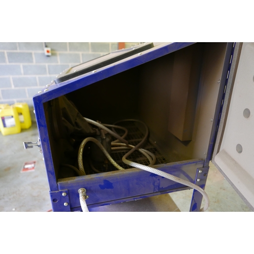 7 - A Maxblast Model 24965 220L sand blaster. Item is offered for sale in situ at Strelley, Nottingham. ... 