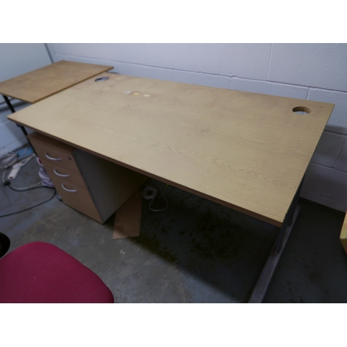 17 - An office desk, chair and three-drawer mobile pedestal. Items are offered for sale in situ at Strell... 