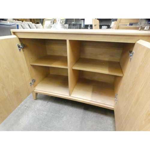 1450 - A Bonne oak sideboard * this lot is subject to VAT