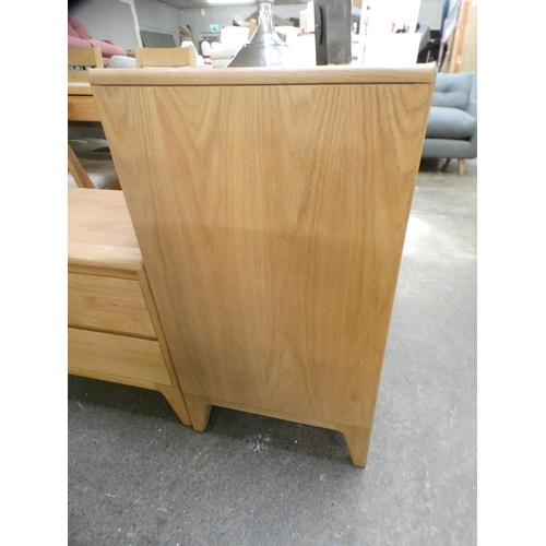 1450 - A Bonne oak sideboard * this lot is subject to VAT