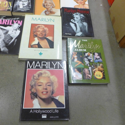 1090 - A collection of books on Marilyn (17) **PLEASE NOTE THIS LOT IS NOT ELIGIBLE FOR POSTING AND PACKING... 