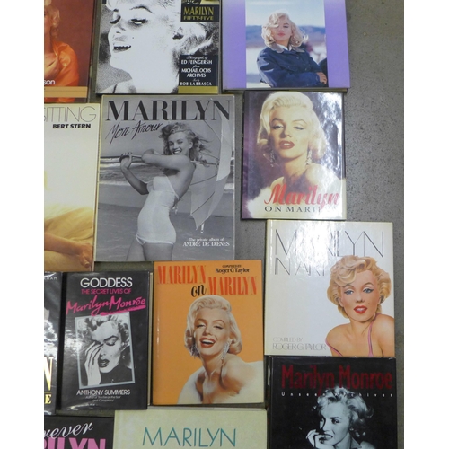 1090 - A collection of books on Marilyn (17) **PLEASE NOTE THIS LOT IS NOT ELIGIBLE FOR POSTING AND PACKING... 