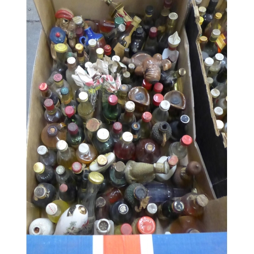 1106 - A large quantity of alcohol miniatures (two boxes) **PLEASE NOTE THIS LOT IS NOT ELIGIBLE FOR POSTIN... 