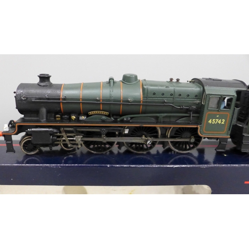 622 - A Bachmann OO gauge locomotive, 31-158 Jubilee 45742 Connaught in BR green, a/f