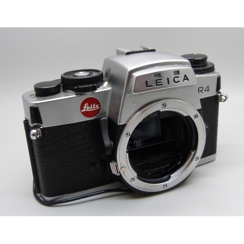 651B - A Leica R4 camera body