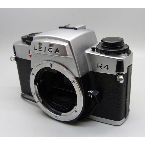 651B - A Leica R4 camera body