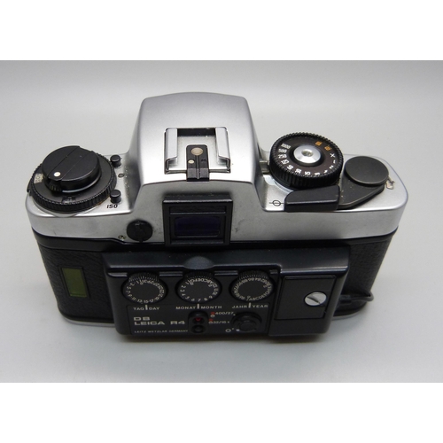 651B - A Leica R4 camera body