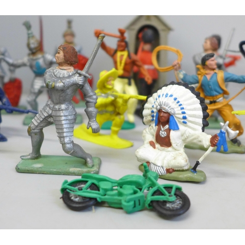 663 - A collection of over 100 toy figures, (American Wild West, knights, soldiers) from the 1960s, by Bri... 