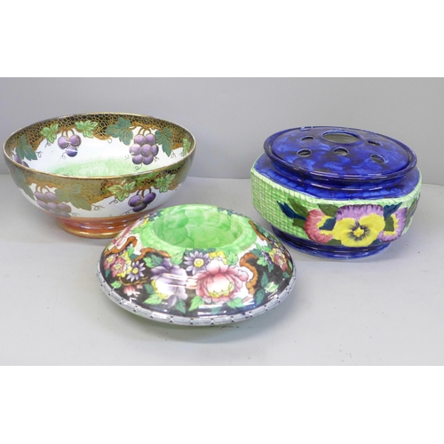 700 - A Maling lustre bowl, rose bowl and pot