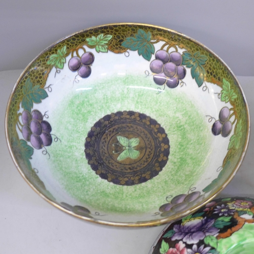 700 - A Maling lustre bowl, rose bowl and pot