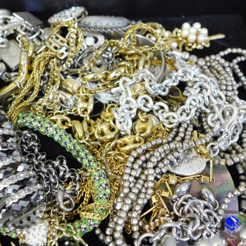 702 - A collection of costume jewellery