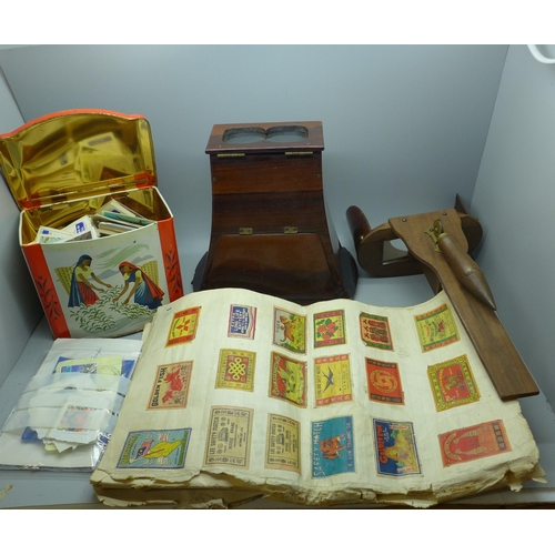 725 - Two stereoscopic viewers, a collection of cards, various places, a collection of Matchbox covers mou... 