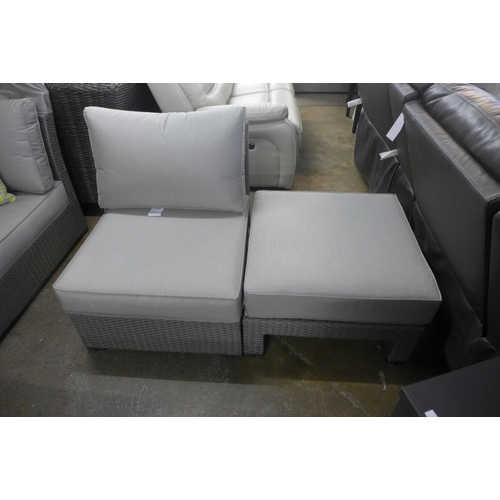 1326 - An Ove Long Island 5 piece Daybed with cushions, original RRP £1416.66 +VAT (4188-28) *This lot is s... 