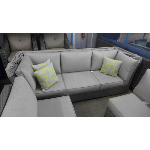 1326 - An Ove Long Island 5 piece Daybed with cushions, original RRP £1416.66 +VAT (4188-28) *This lot is s... 