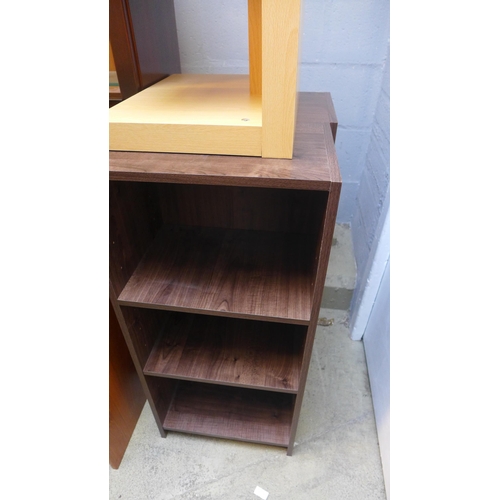 1634 - Assorted shelving units and an occasional table