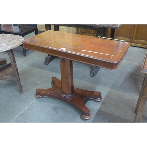 107 - A Regency mahogany metamorphic reading table