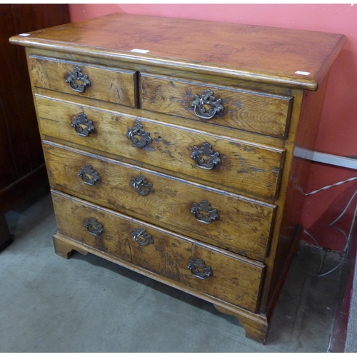 89 - A Titchmarsh & Goodwin Ipswich oak bachelor's chest of drawers