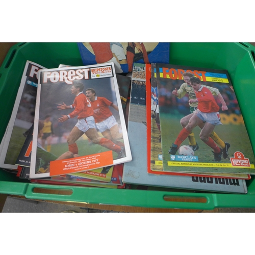 2199 - A box of Nottingham Forest football programs