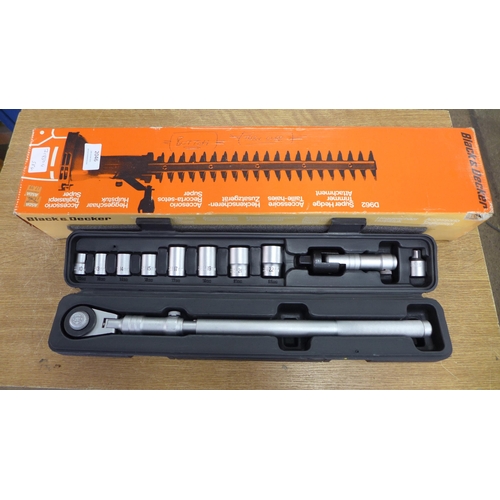 2046 - A Black and Decker hedge cutter attachment for drill and a twelve-piece changeable socket set