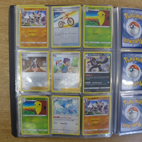 2157 - Approx. 80 Pokemon cards in a folder