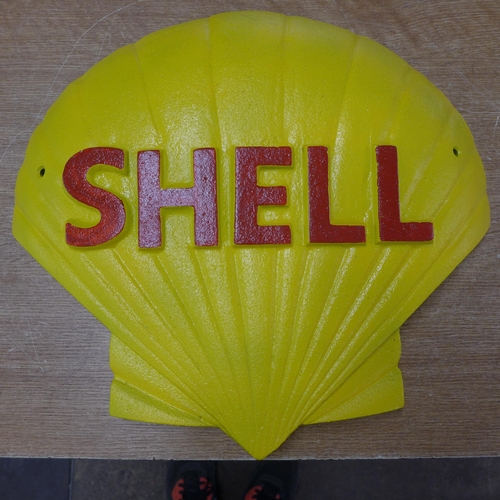 2169 - A large Shell logo * this lot is subject to VAT