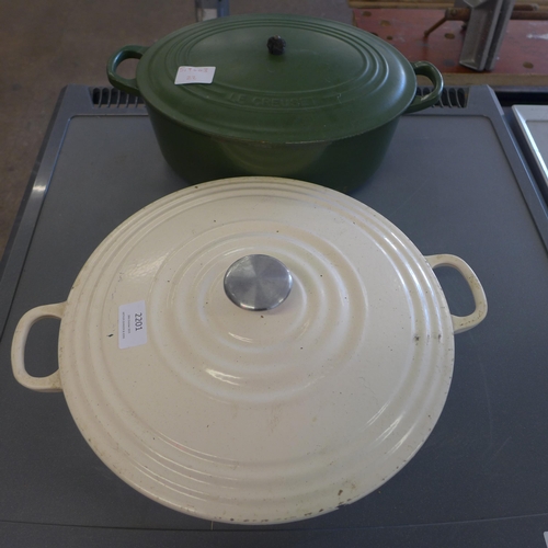 2201 - Two cast metal cooking pans