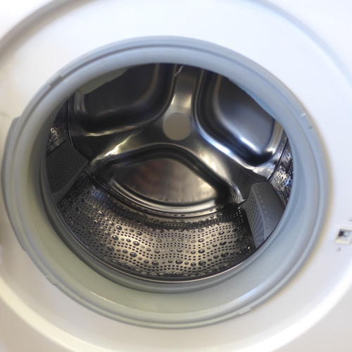 2240 - A Siemens 1400spin (wcm62) washer