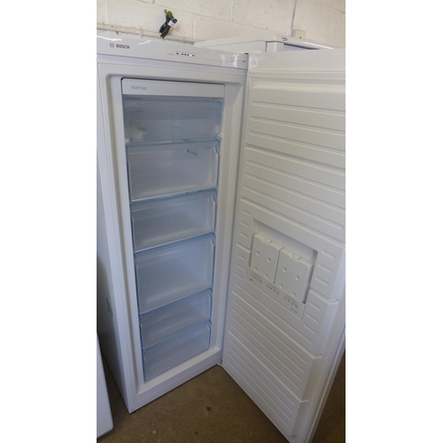 2244 - A Bosch tall 6 draw freezer