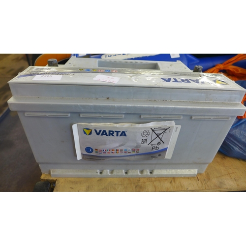 2325 - A Varta LFD90 12v 90Ah battery