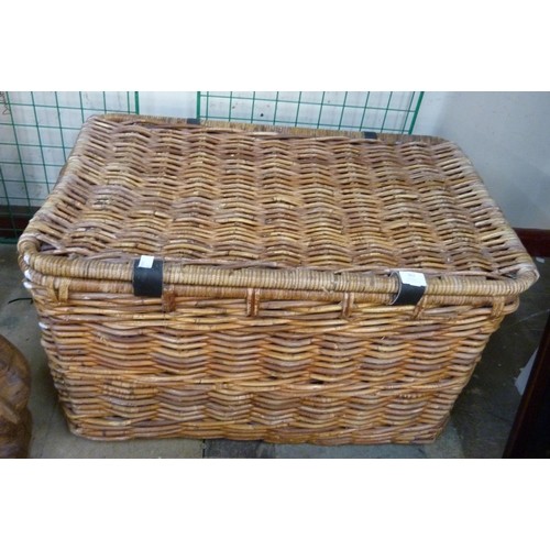 362 - A wicker basket