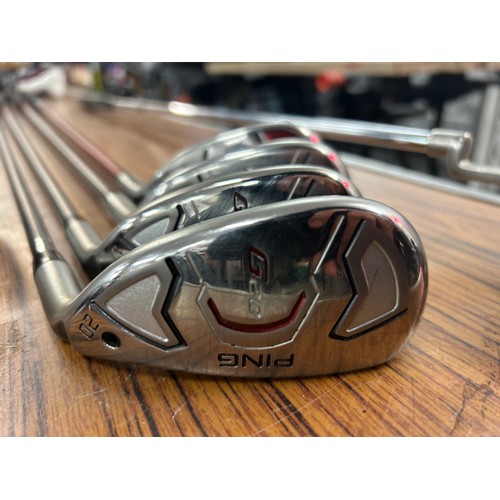 2264 - A Titleist golf bag with a set of Taylor Made Aero Burners graphite shaft irons (6,7,8,9,pw,sw) ping... 